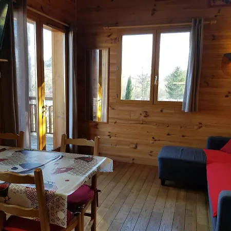 Les Mathieux La Cabane D'en Holiday home Bongheat