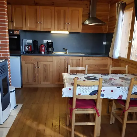 Les Mathieux La Cabane D'en