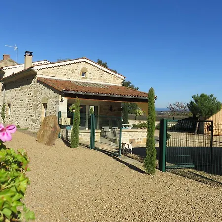 Les Mathieux La Cabane D'en